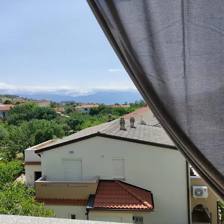 Lovric Mit Balkon Appartement Jurandvor