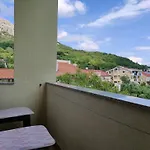 Lovric Mit Balkon