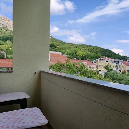 Lovric Mit Balkon